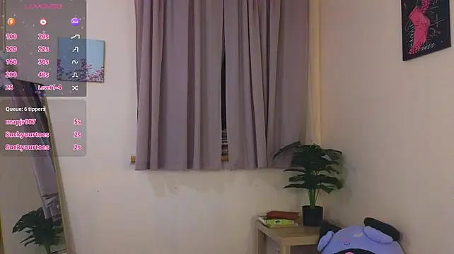 t_blonde webcam