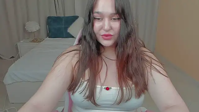 Mila_Vogue webcam