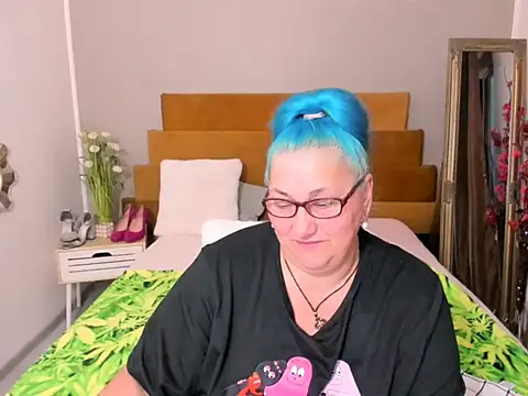 Sugarmommy_69X webcam