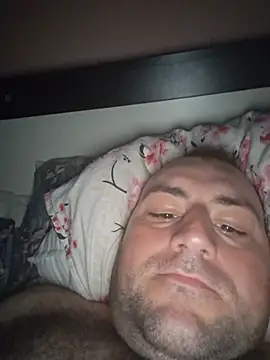 StrictBobby webcam