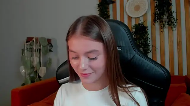 EricaFoxes webcam