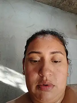 Hot_bella12 live cam on StripChat