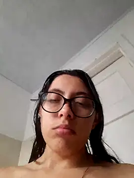 Olivia_Collinns1 webcam