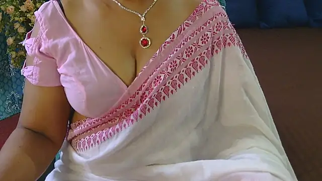 Mallu_Manisha webcam