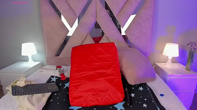Eva-Millss webcam