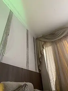 VeronicaSaenzx live cam on StripChat