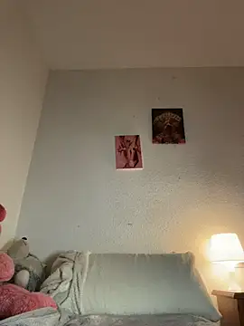 Nina_Velveta