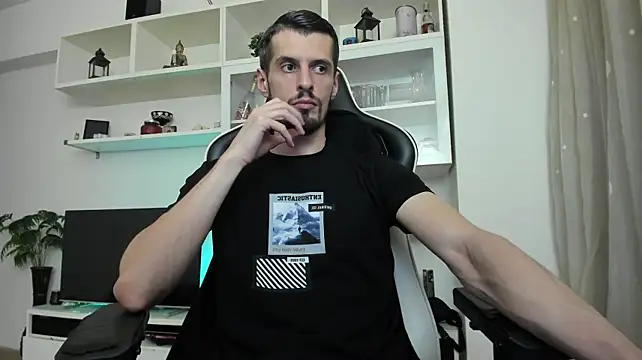 ToddClaytonn live cam on StripChat