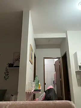Irresistible37 webcam