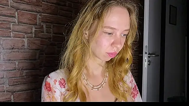 ElizaStorm webcam