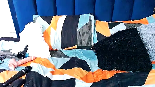 MeltingSquiterXX webcam