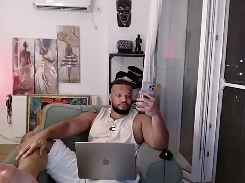 1LordKingsley webcam