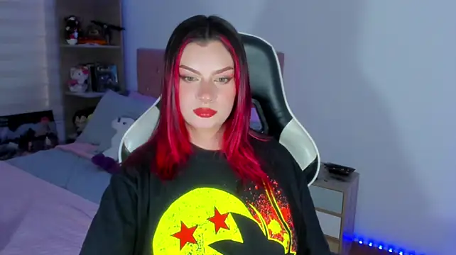 OphelianaRose33 live webcam