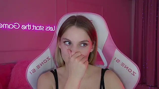 StacyEvances 🅰 adult chat