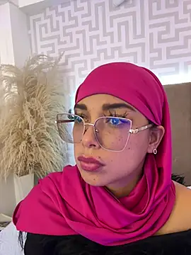 naishaa_ webcam