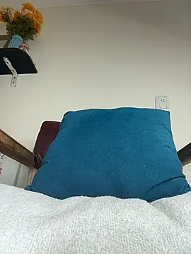 LilaRvsh webcam