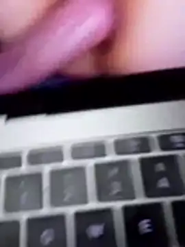 Frankbebe1986 webcam