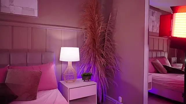 curvyliciousss webcam