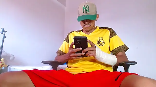 skinny23cm webcam