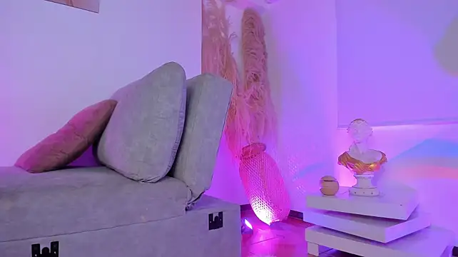 Amelie_Wine webcam