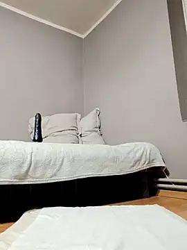 larzik94 live sex cam