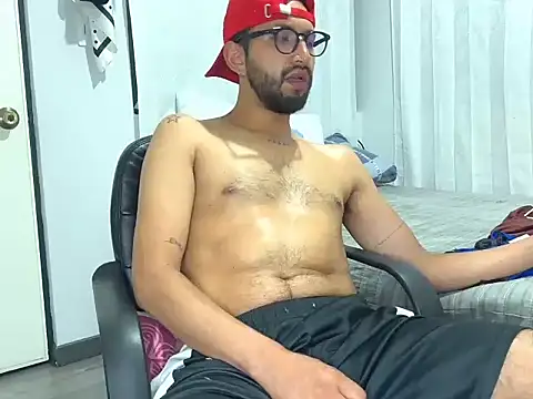 thomass1018 webcam