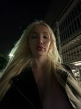 Lana-Grey live sex cam