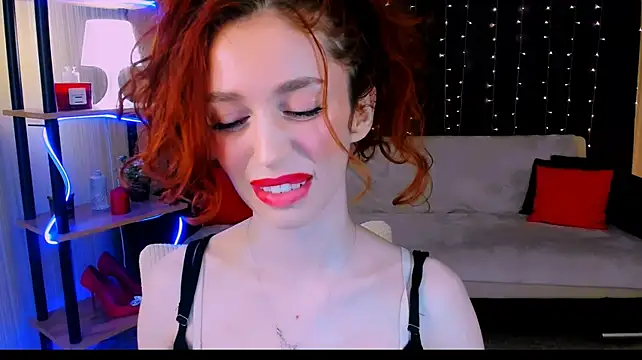ChristinaConteeree webcam