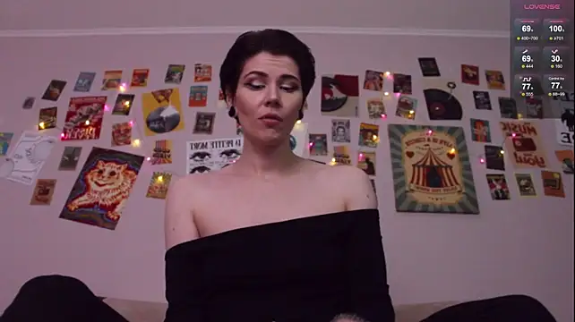 Luna_Blake webcam