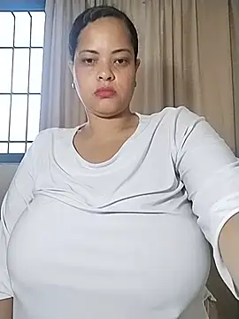 sweetpe live cam on StripChat