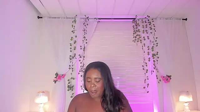 IvyBennet_ live cam on StripChat