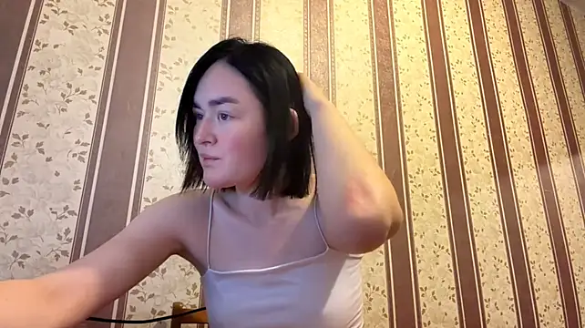 Snowmilly live cam on StripChat