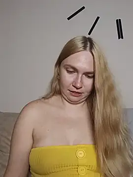 KisaVixen live cam on StripChat
