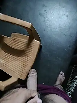 loyalboy_0052 webcam