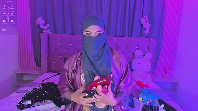 Nayla-Mouna webcam