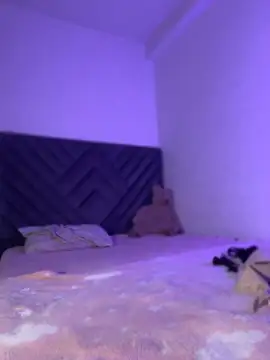 MEGAN-KITTYY webcam