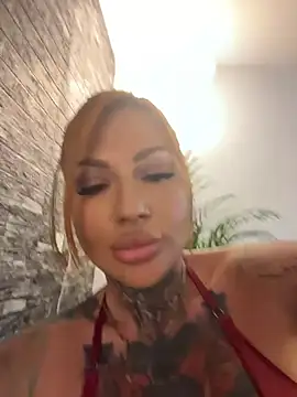 krysstal003 live cam on StripChat