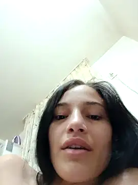Virgin_Pussy_Love webcam