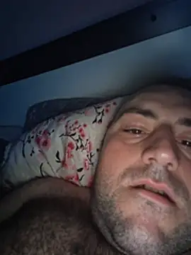 StrictBobby webcam