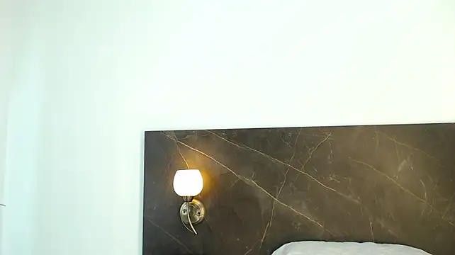 Brandon_Wolf webcam