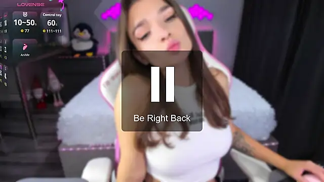 Maggie_Moore webcam