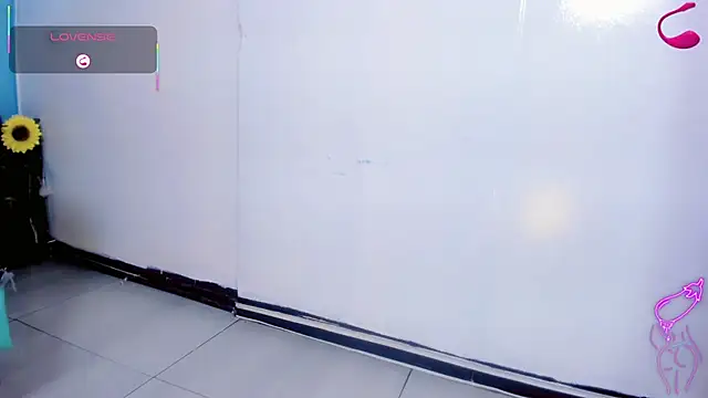 Britany_montiel webcam