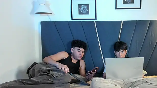 Enzo_love18 webcam