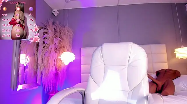 Anasha21 live cam on StripChat