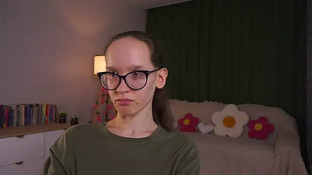BettyBrowni webcam