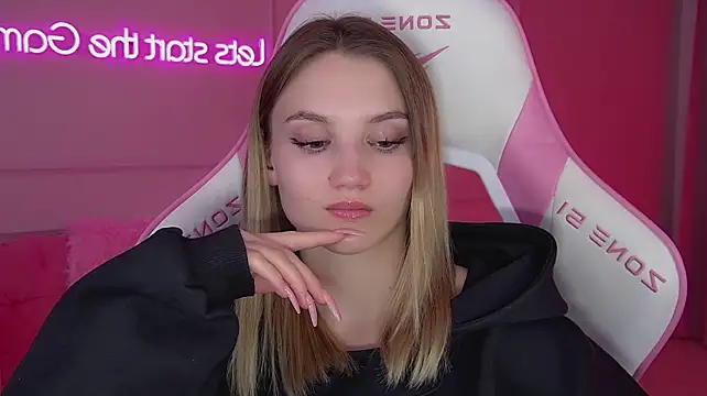 StacyEvances live cam on StripChat