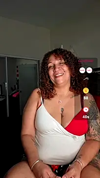 ladycreamypr2 live cam on StripChat