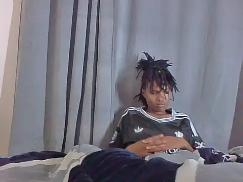 prettyshontel webcam