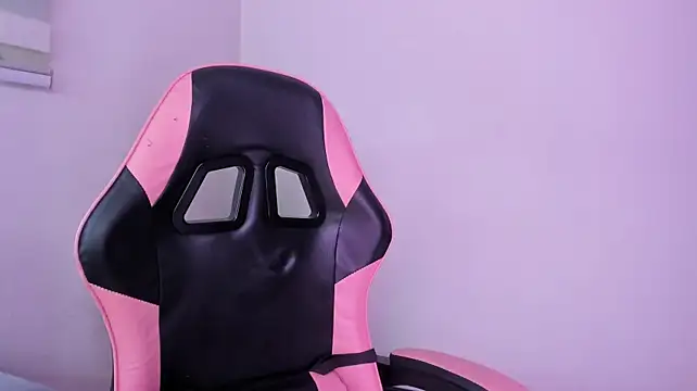 Arianna_Jannes webcam