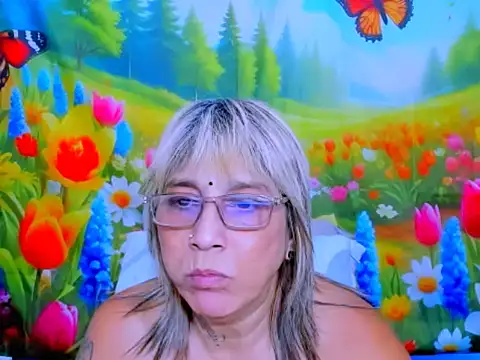 indianroxy webcam